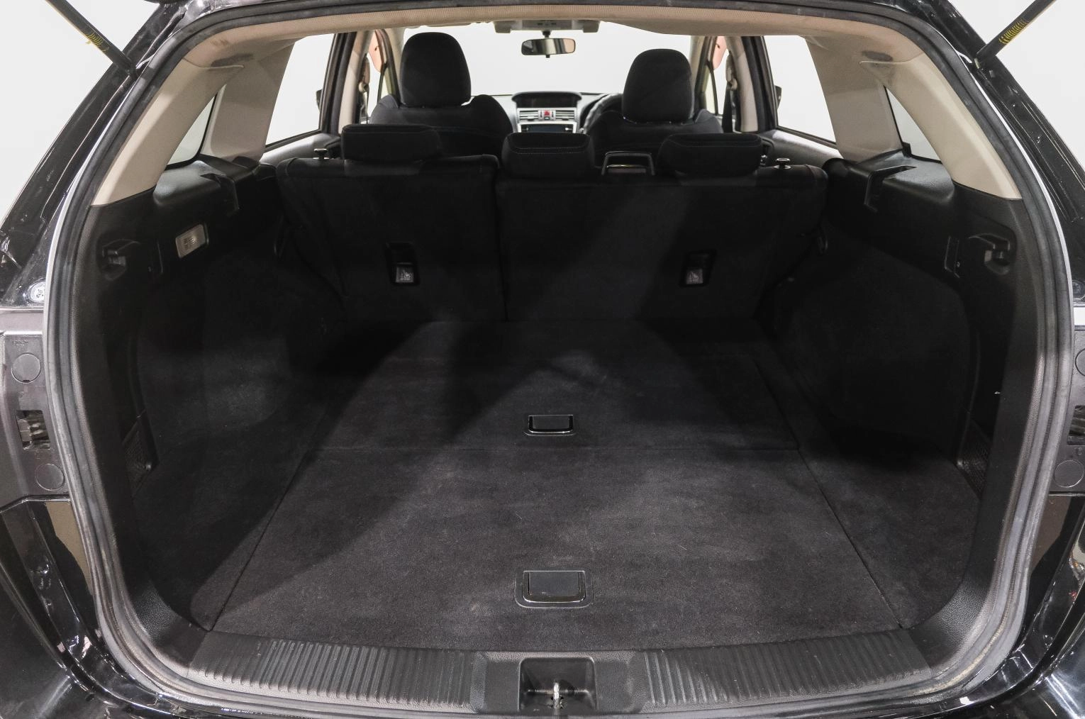 Subaru Levorg 36 из 36
