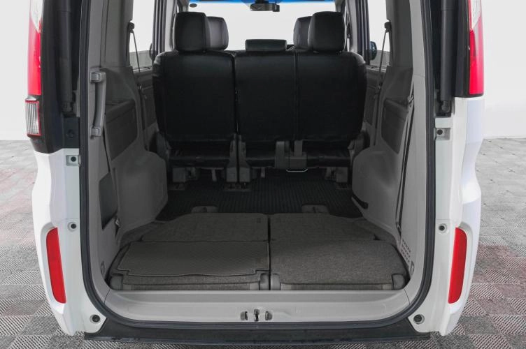 Honda Stepwgn 7 из 25