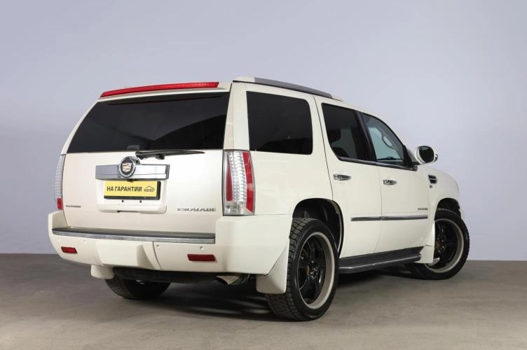 Cadillac Escalade 6 из 6