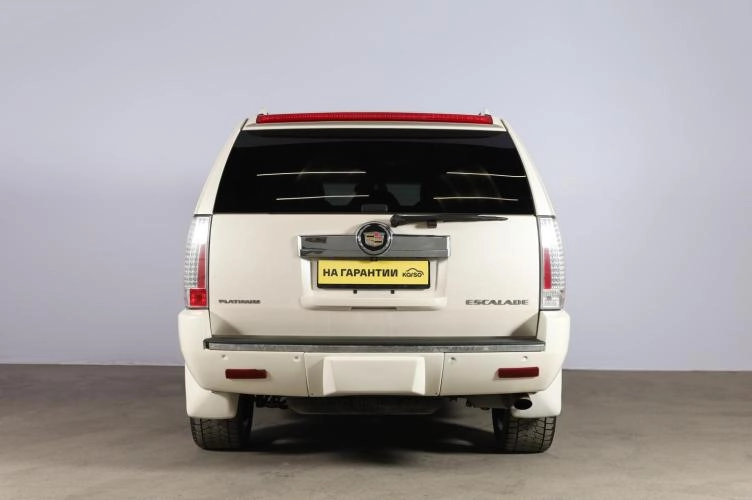 Cadillac Escalade 5 из 6