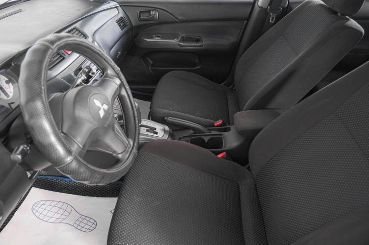 Mitsubishi Lancer 8 из 21