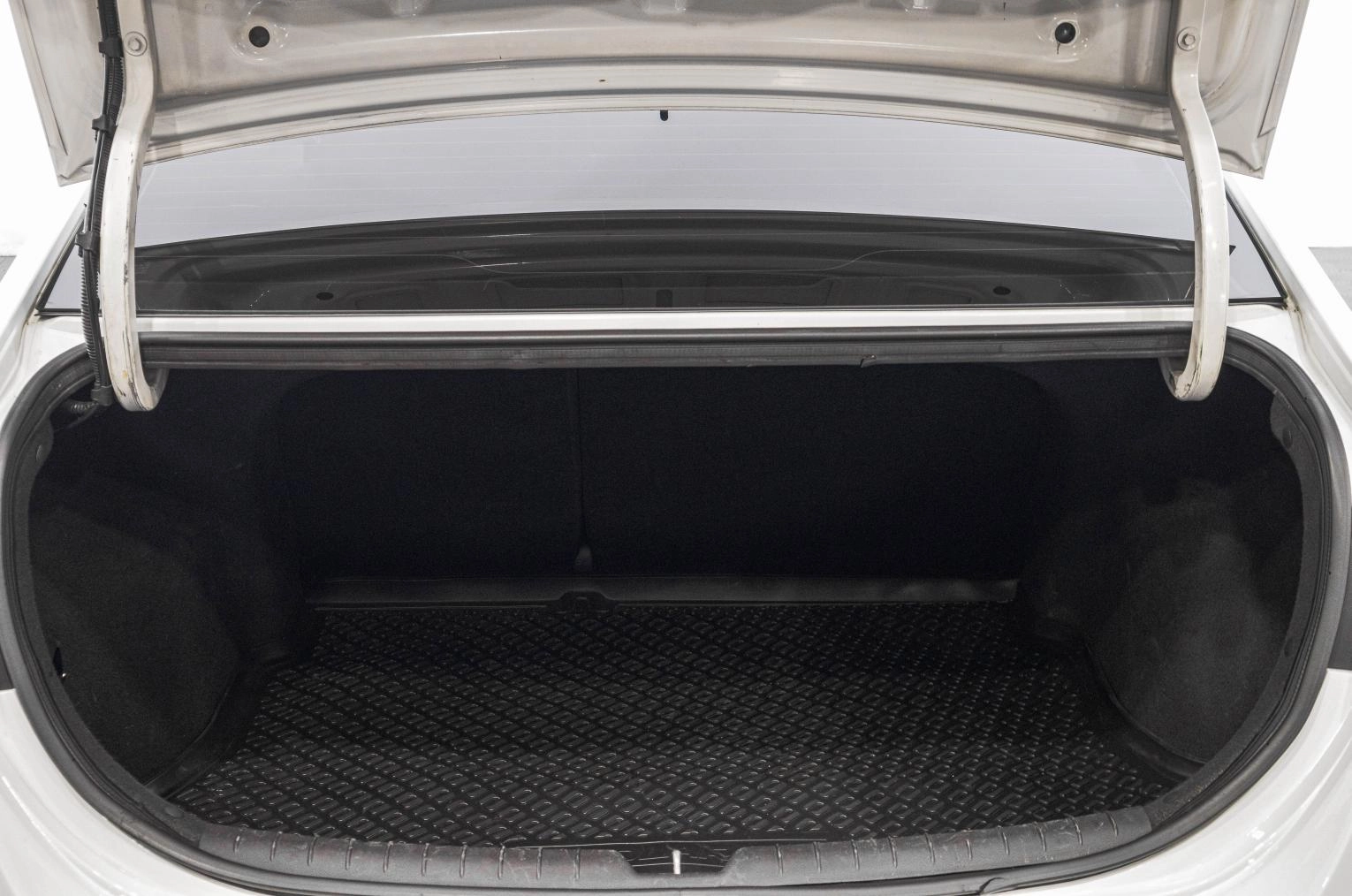 Hyundai Solaris 21 из 21