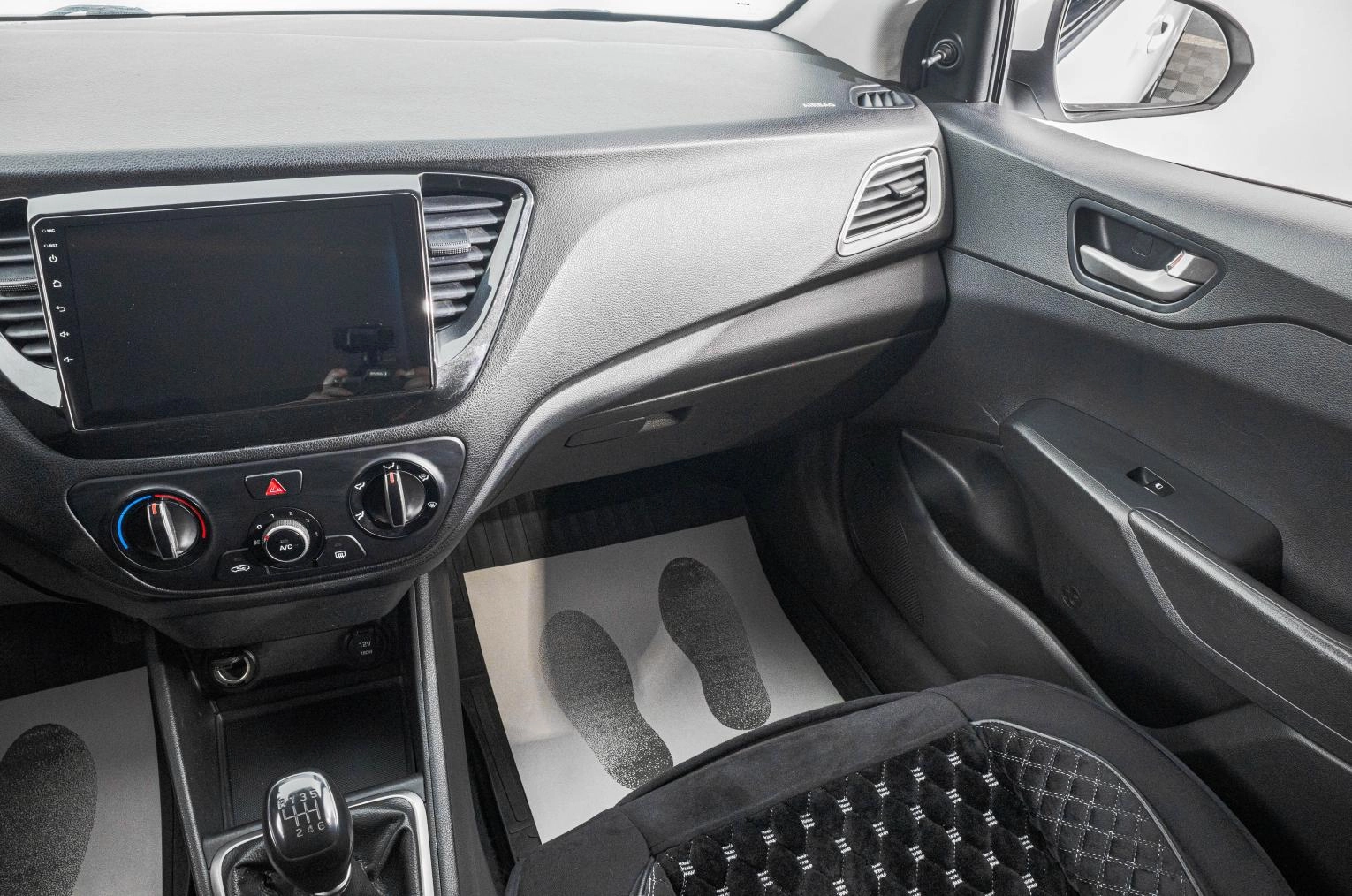 Hyundai Solaris 17 из 21