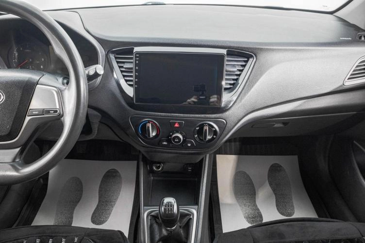 Hyundai Solaris 14 из 21