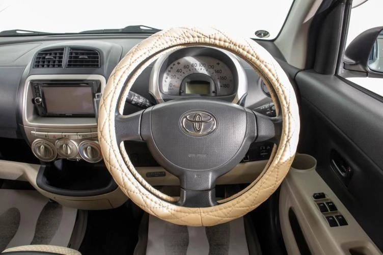Toyota Passo 13 из 21