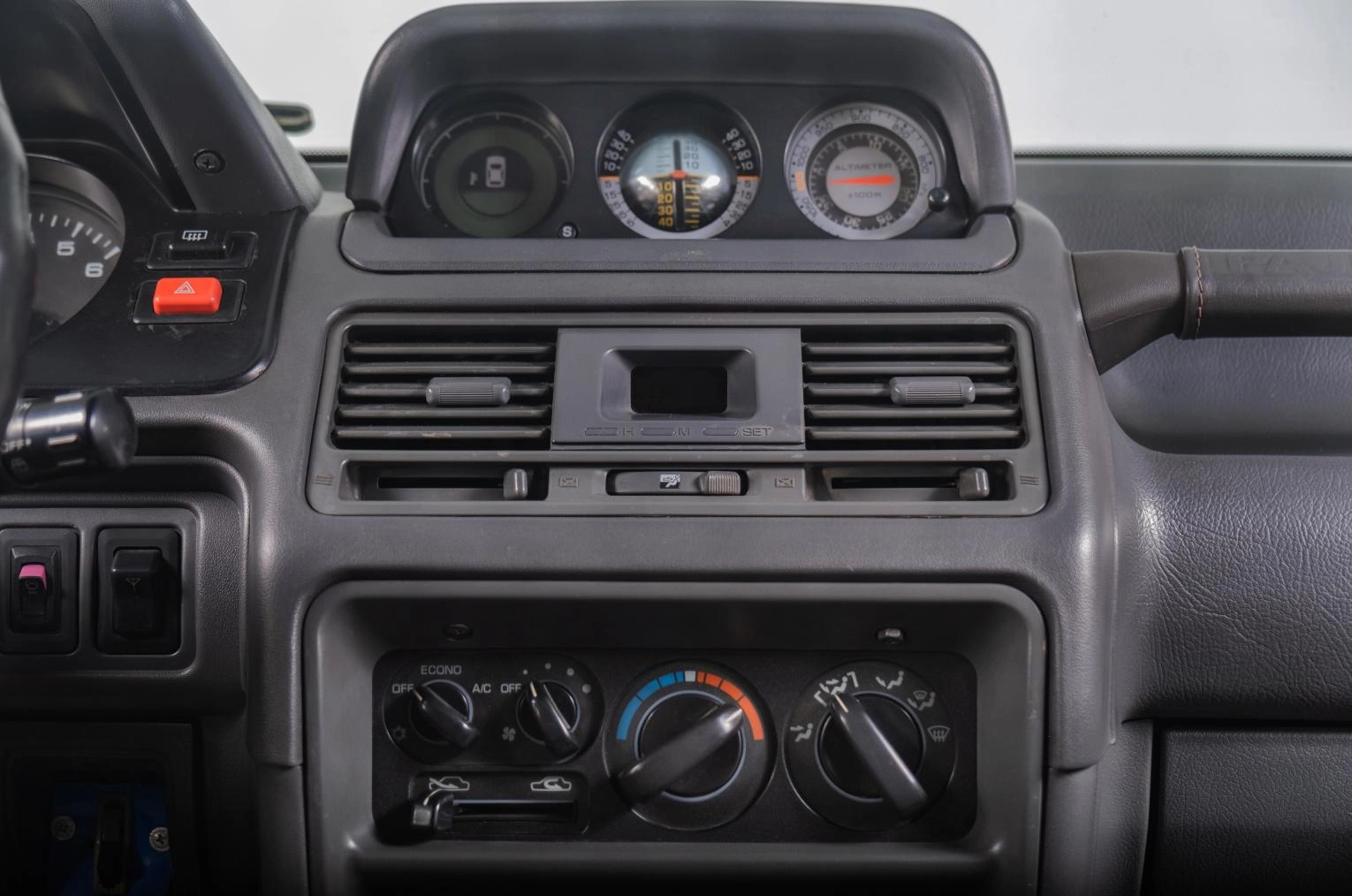 Mitsubishi Pajero 13 из 18