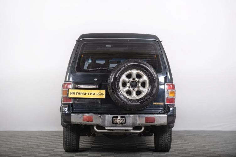 Mitsubishi Pajero 4 из 6