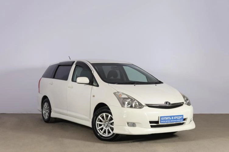 Toyota Wish 1 из 6
