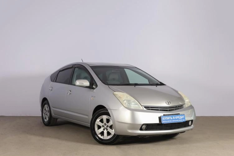 Toyota Prius 1 из 6