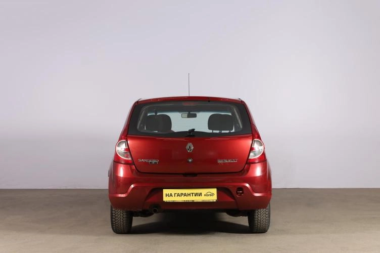 Renault Sandero 5 из 6