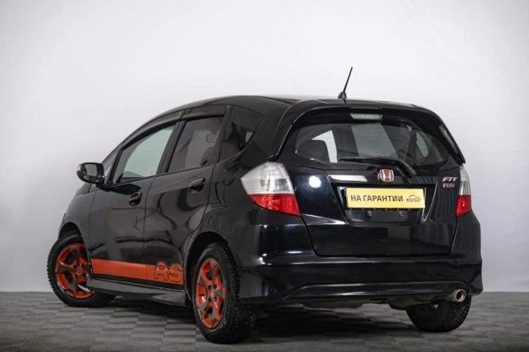 Honda Fit 5 из 6