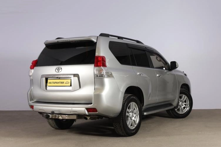 Toyota Land Cruiser Prado 6 из 6