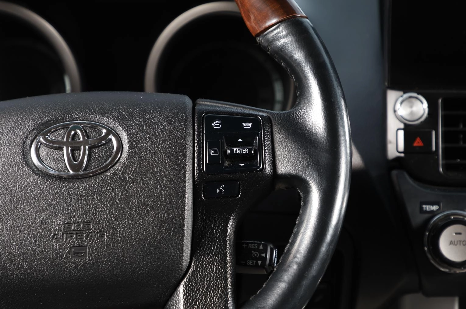 Toyota Land Cruiser Prado 14 из 18