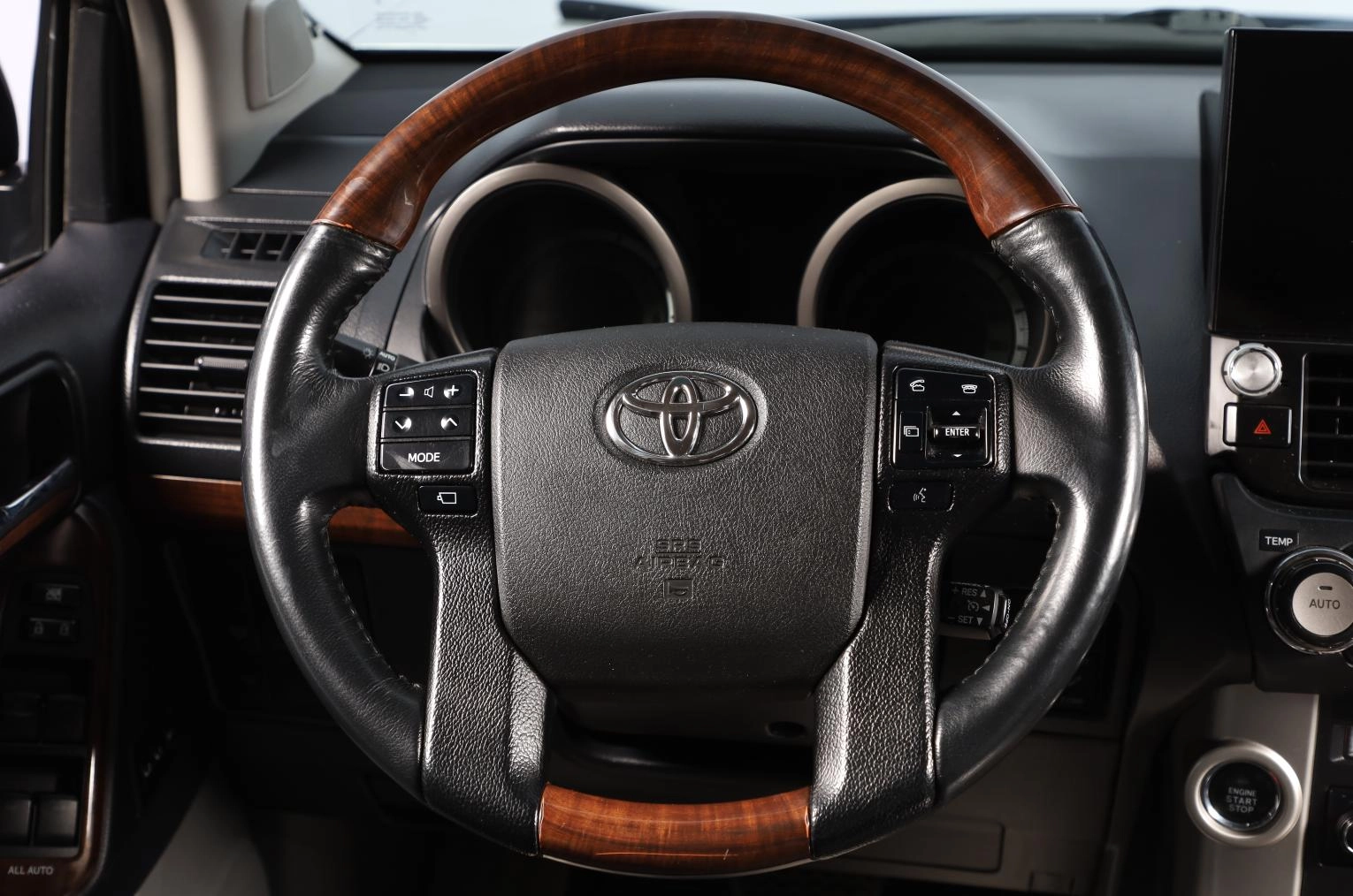 Toyota Land Cruiser Prado 12 из 18