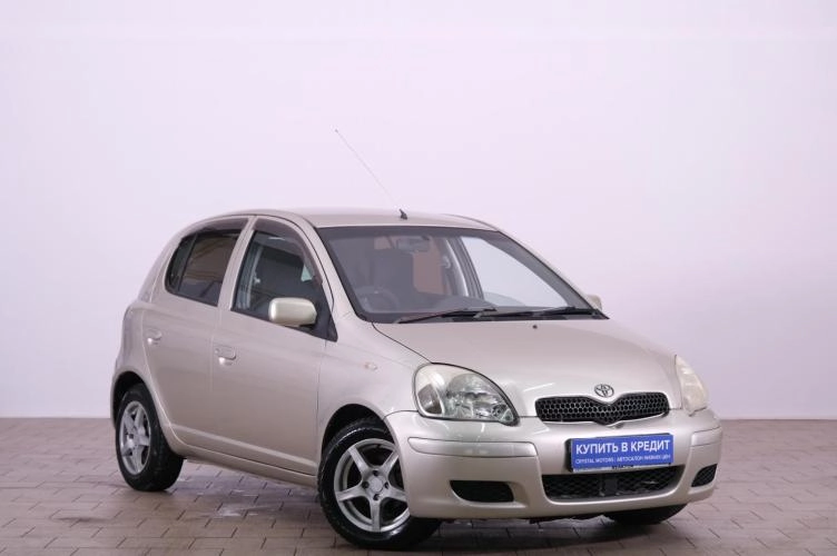 Toyota Vitz 1 из 6