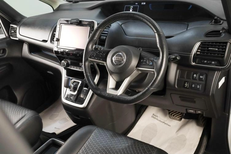 Nissan Serena 10 из 21