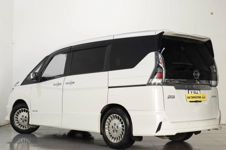Nissan Serena 6 из 6