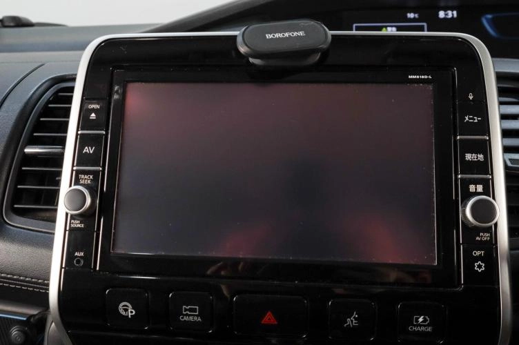 Nissan Serena 15 из 21