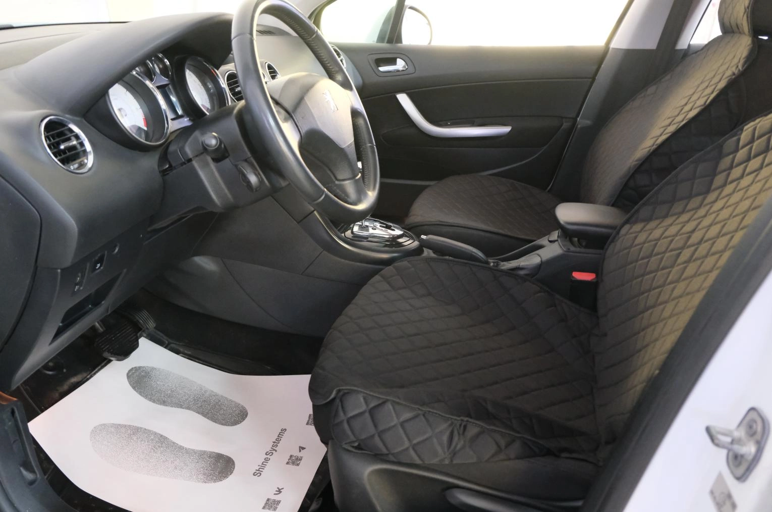 Peugeot 408 7 из 19