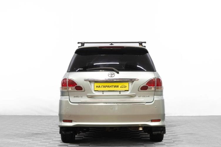 Toyota Ipsum 5 из 6