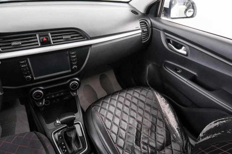 KIA Rio 11 из 22