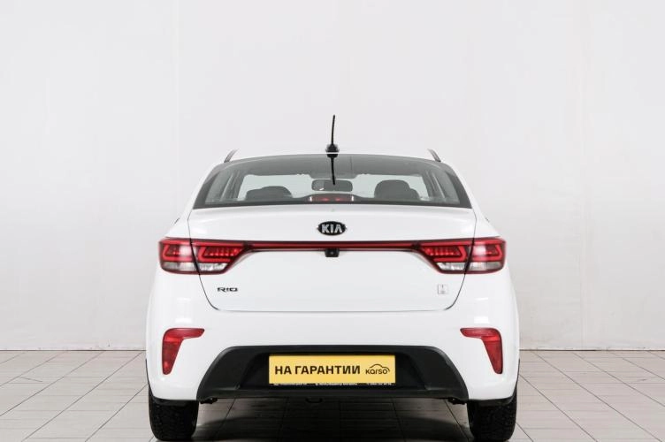 KIA Rio 5 из 6