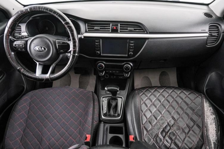 KIA Rio 10 из 22