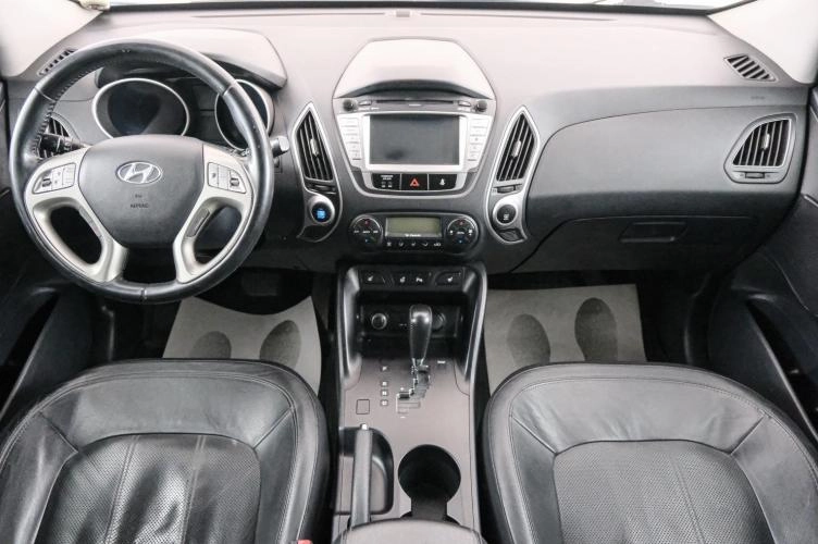 Hyundai ix35 10 из 24