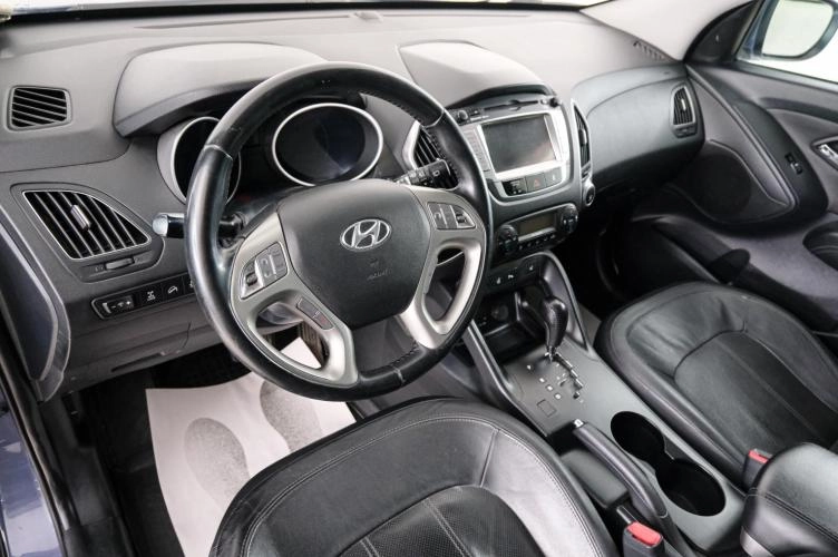 Hyundai ix35 8 из 24