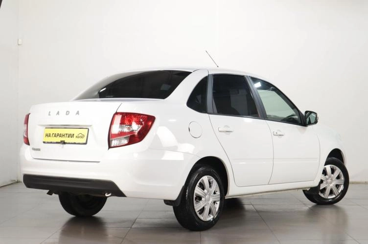 ВАЗ (LADA) Granta 4 из 6