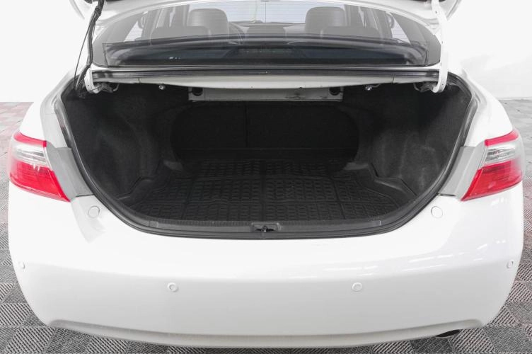 Toyota Camry 7 из 22