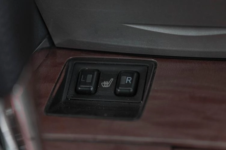 Toyota Camry 18 из 22