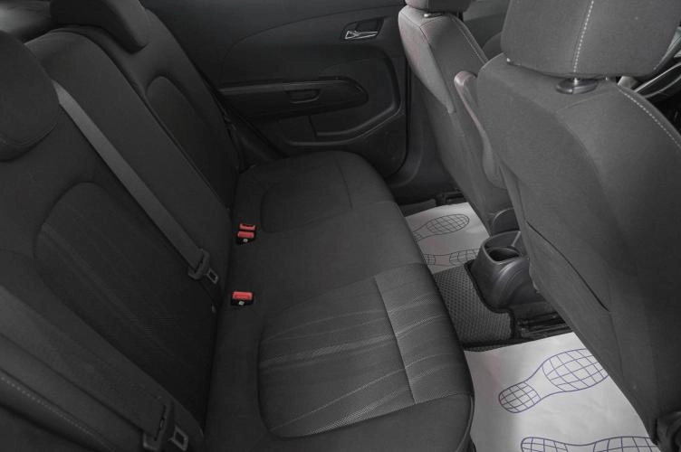 Chevrolet Aveo 10 из 21