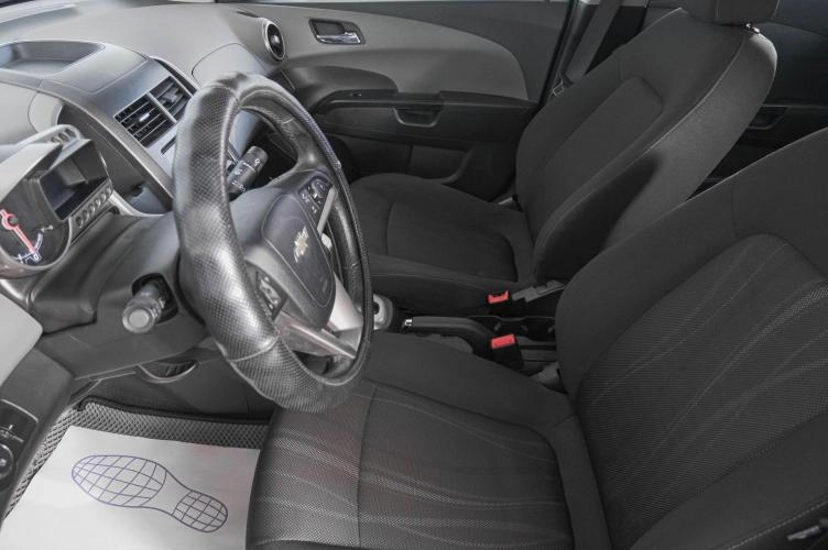 Chevrolet Aveo 8 из 21