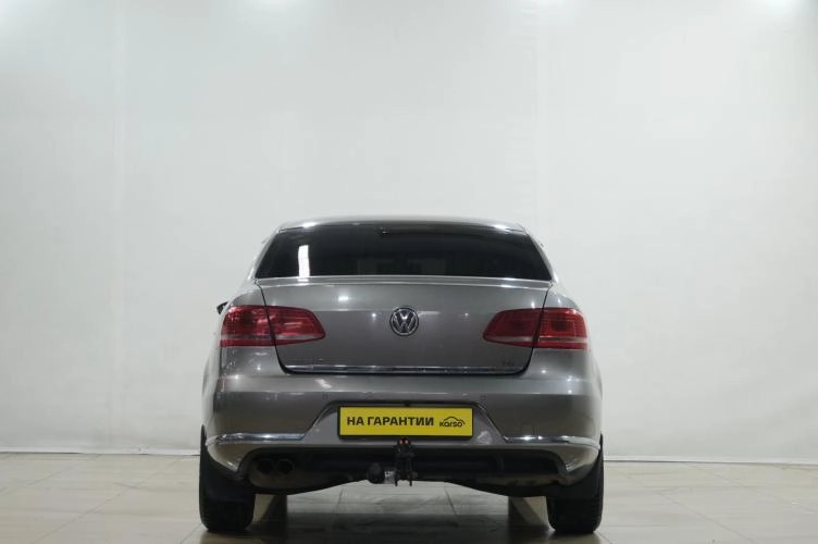 Volkswagen Passat 5 из 6