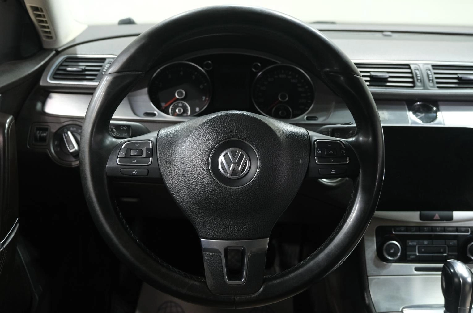 Volkswagen Passat 20 из 31