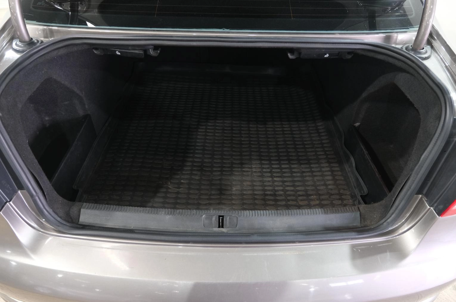Volkswagen Passat 31 из 31