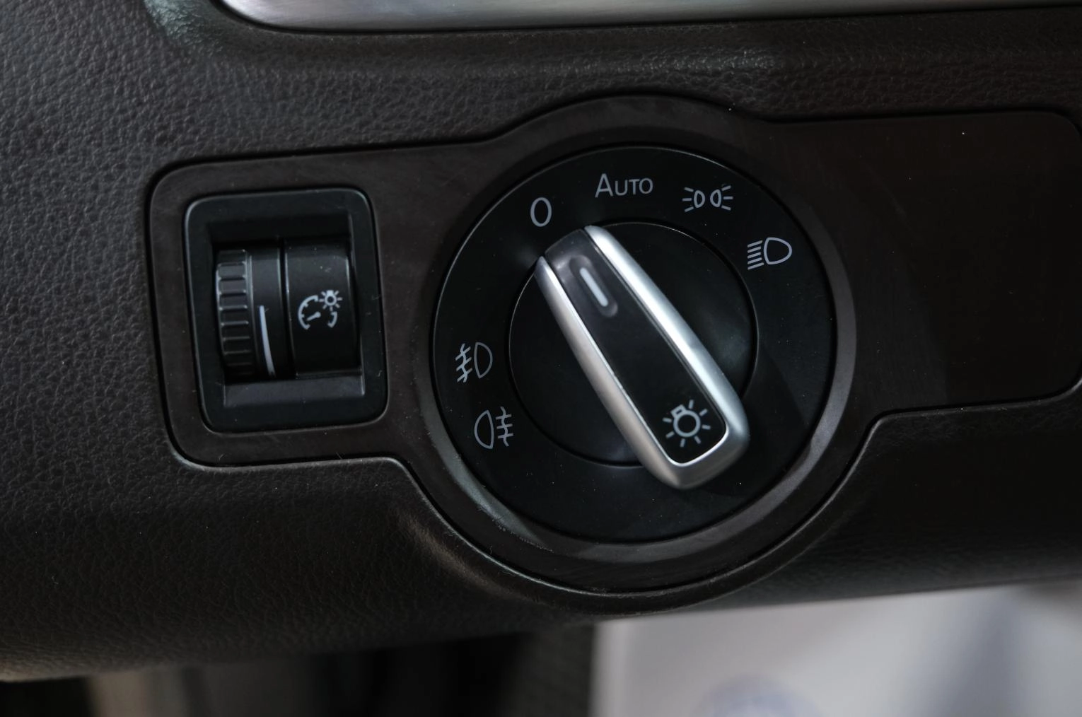 Volkswagen Passat 25 из 31
