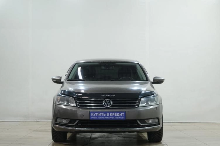 Volkswagen Passat 2 из 6