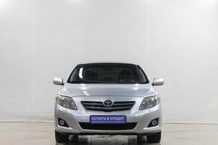 Toyota Corolla 2 из 6