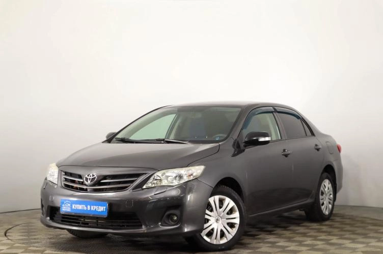 Toyota Corolla 3 из 6