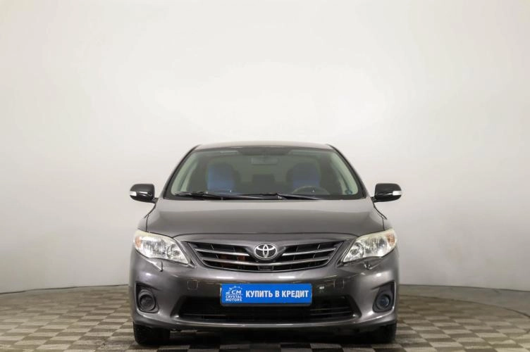 Toyota Corolla 2 из 6