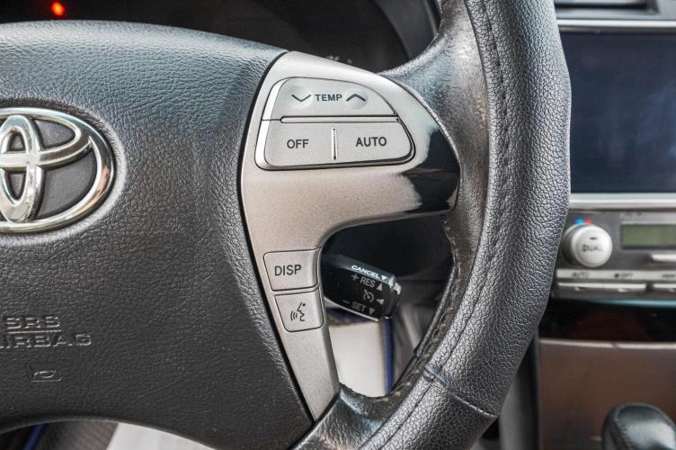 Toyota Camry 14 из 24