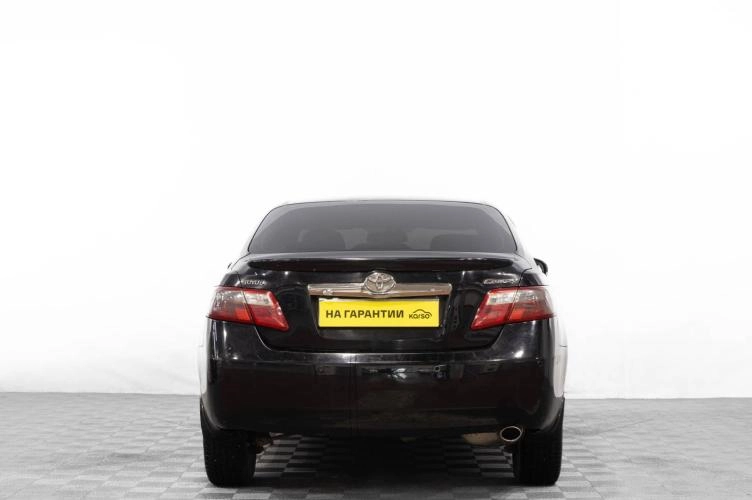 Toyota Camry 5 из 24