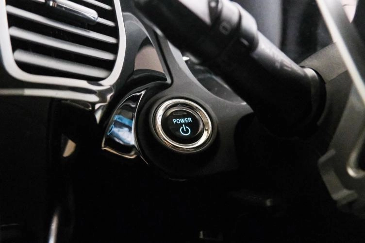 Mitsubishi Outlander 20 из 25