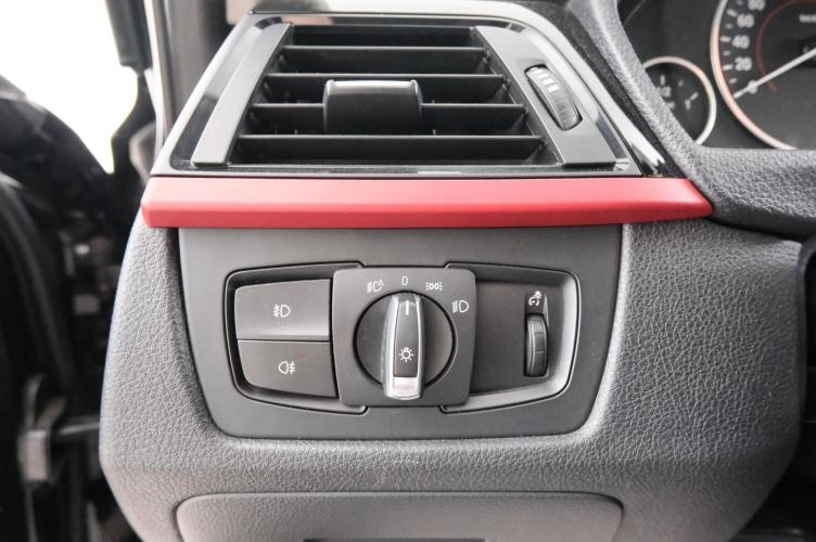 BMW 3 серия 21 из 25