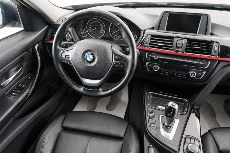 BMW 3 серия 9 из 25