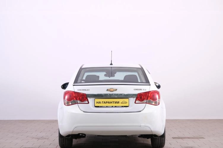 Chevrolet Cruze 5 из 6