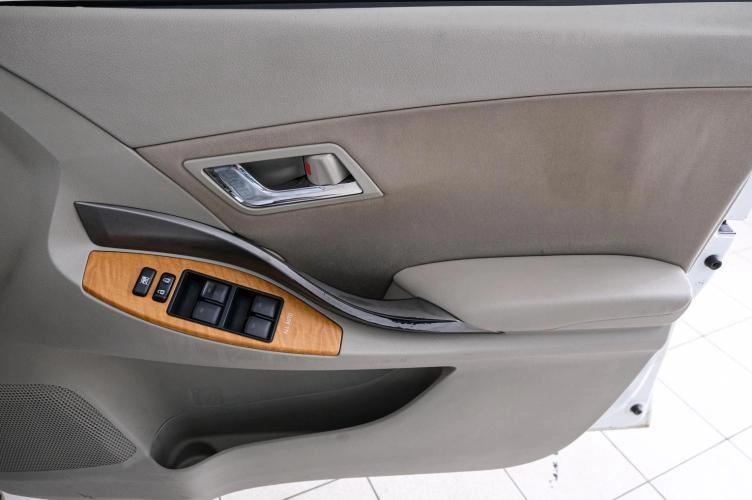 Toyota Premio 18 из 21