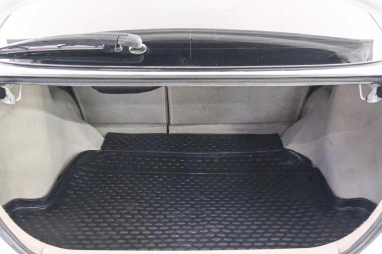 Toyota Premio 21 из 21